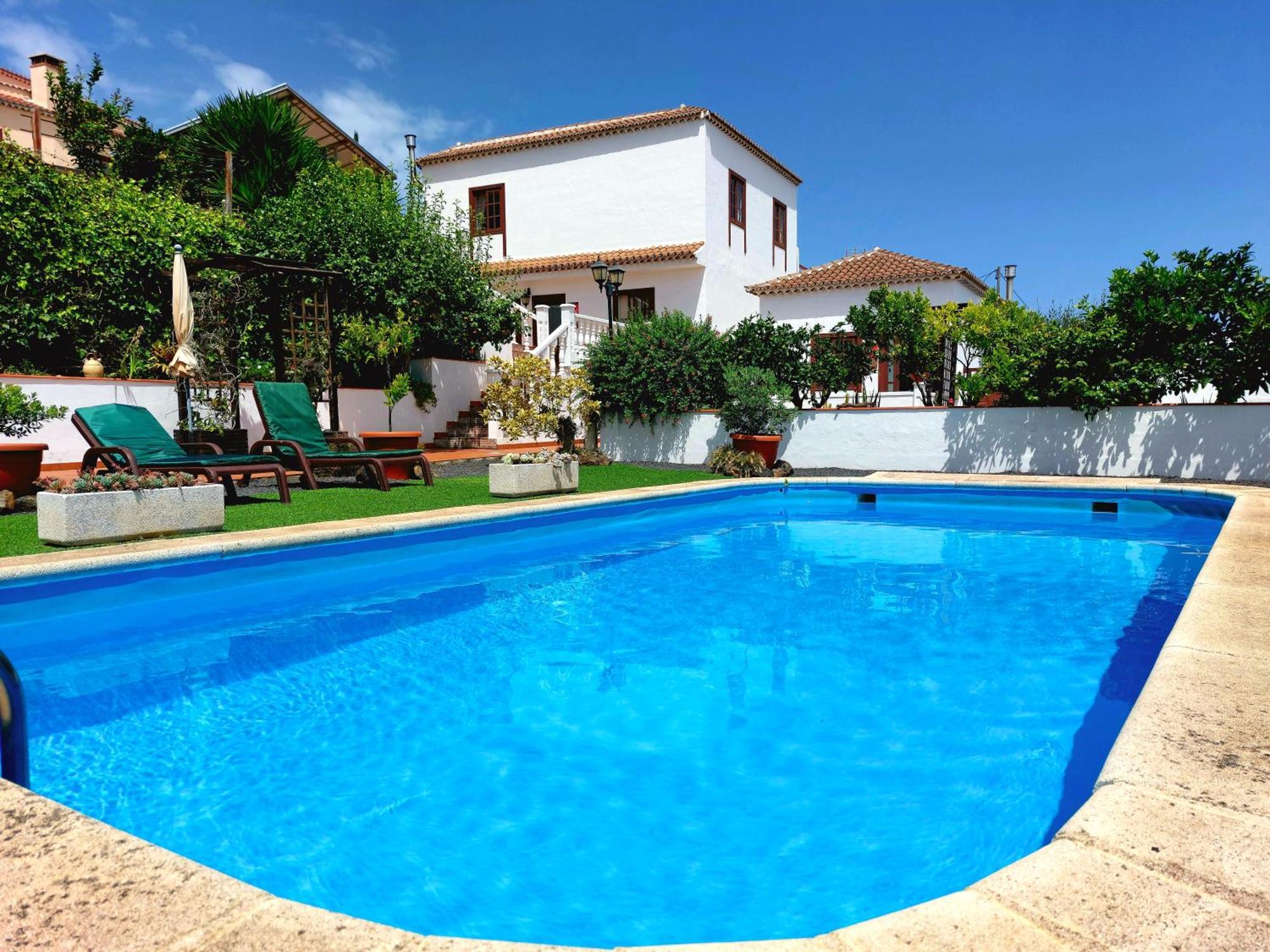 Las Paredes Barlovento Luaran gambar